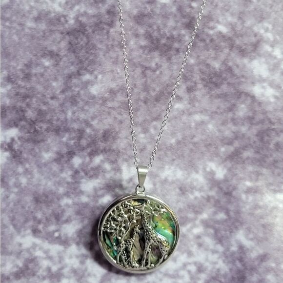 Abalone Giraffe Pendant Necklace - Picture 6 of 12